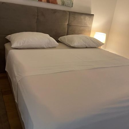 Iris Apartment Private Parking Σπλιτ Εξωτερικό φωτογραφία
