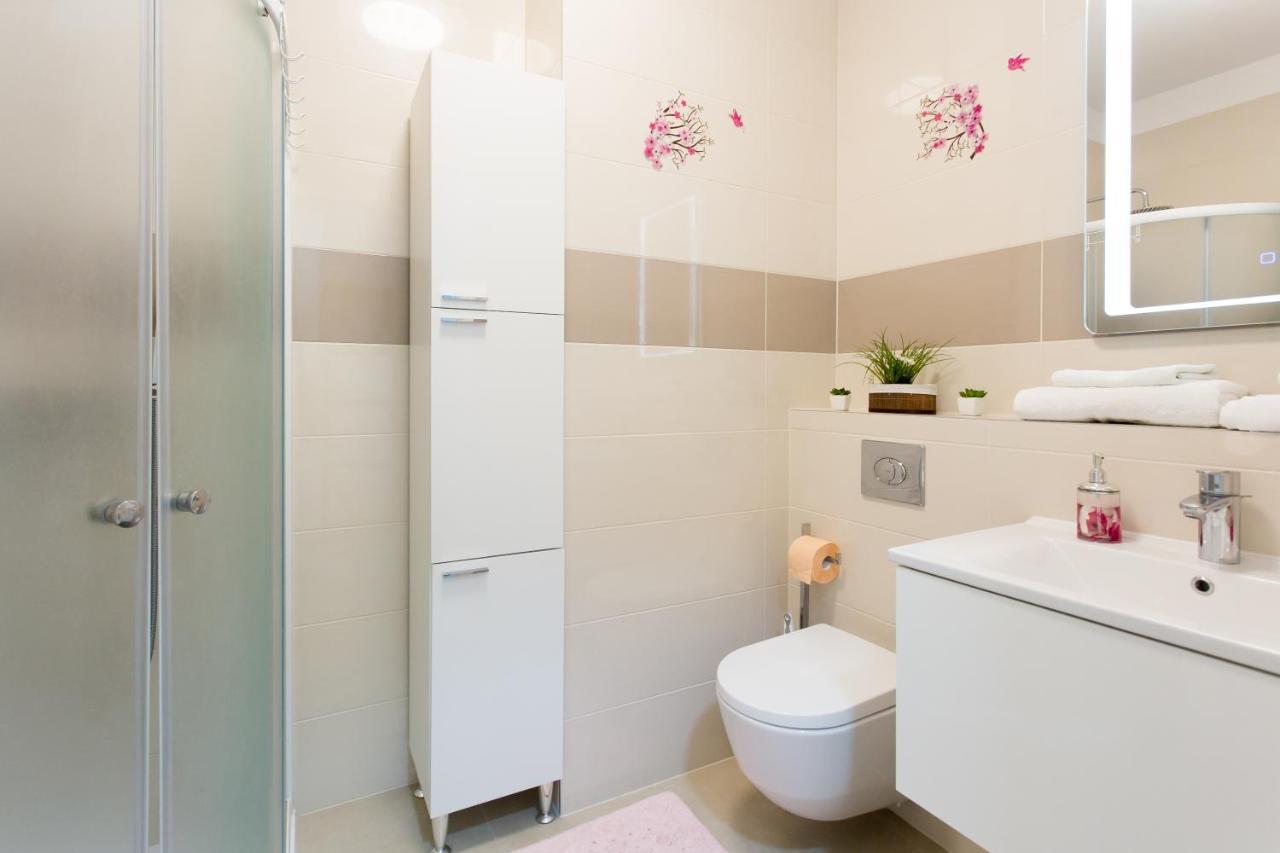 Iris Apartment Private Parking Σπλιτ Εξωτερικό φωτογραφία