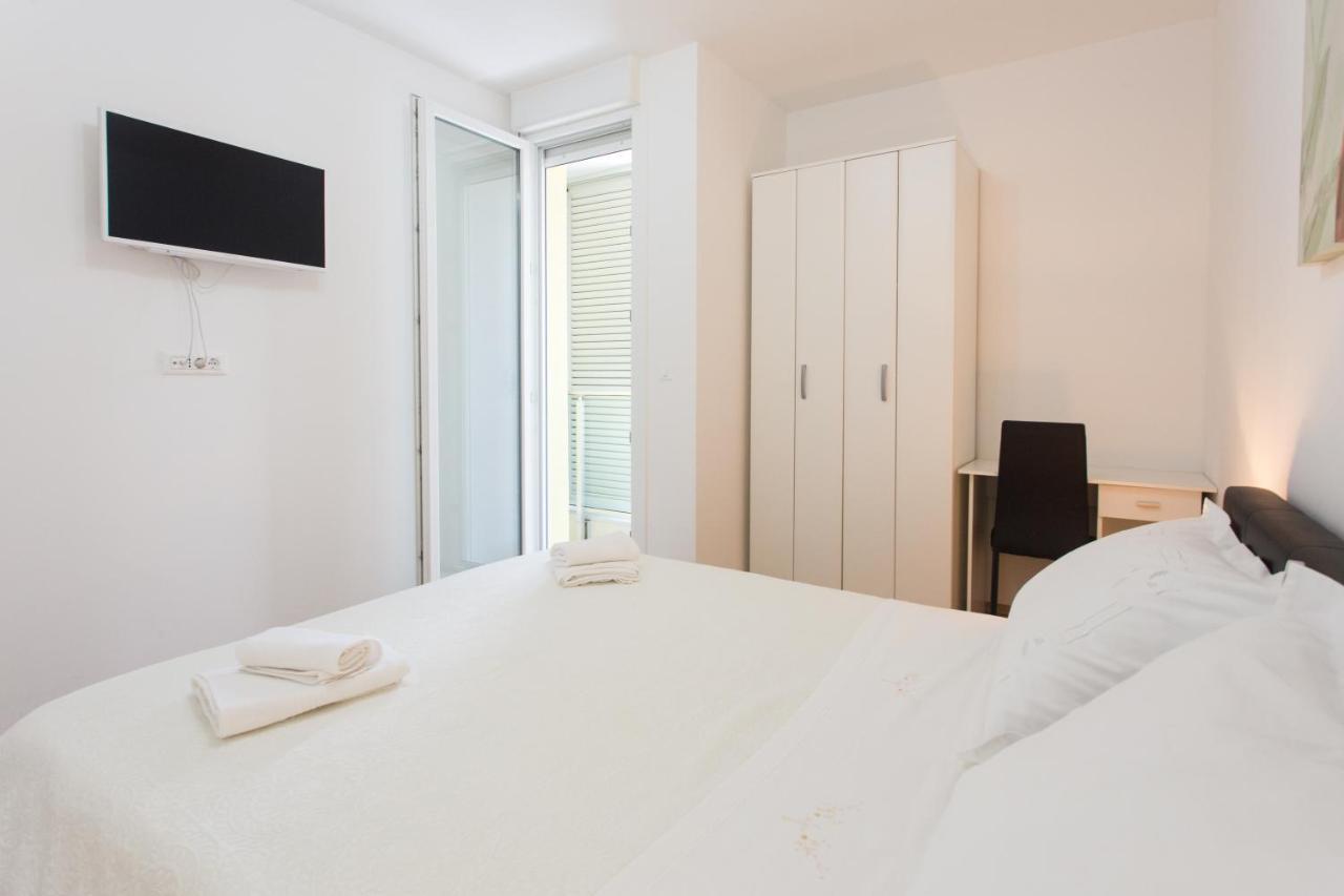 Iris Apartment Private Parking Σπλιτ Εξωτερικό φωτογραφία
